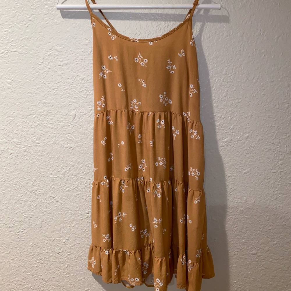 Pacsun/LA hearts tan, flower sun dress
